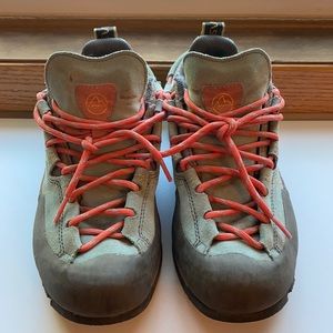 La Sportiva Boulder X Approach Shoe